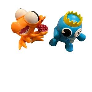 Rainbow Friends Mystery Bag Mini Figures Roblox 2023 lot of 2 orange blue